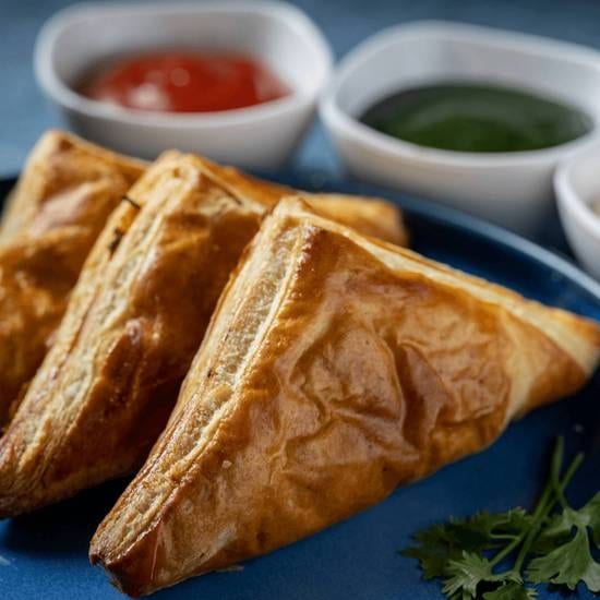 Chicken Puff.